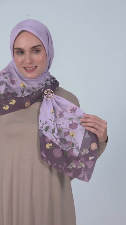 Shafira Delilah Printed Scarf | Hijab Kerudung Segi Empat Motif