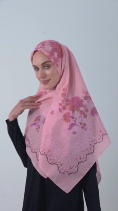 Shafira Danica Printed Scarf | Hijab Kerudung Segi Empat Motif